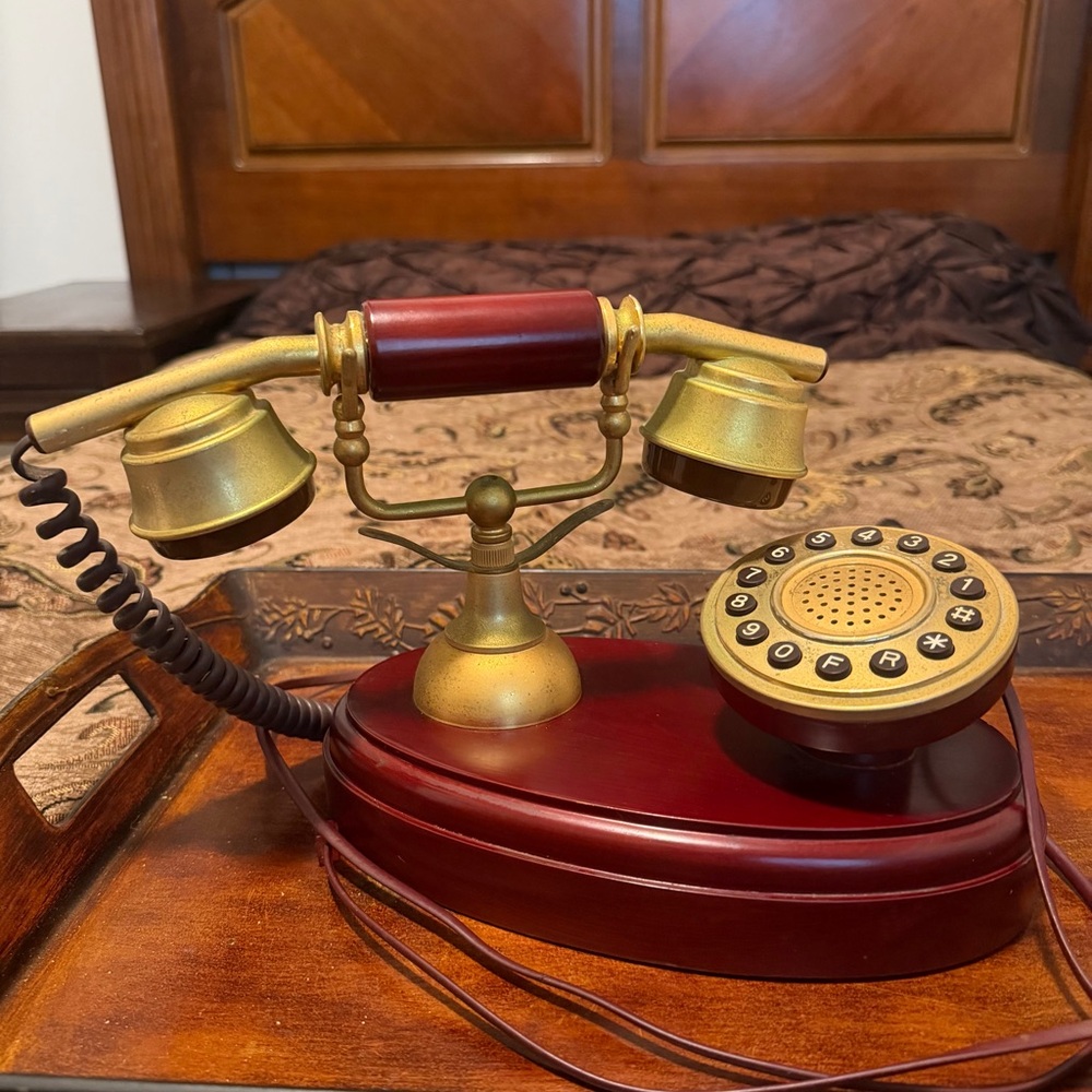 Antique Retro Wooden Landline phone ☎️
